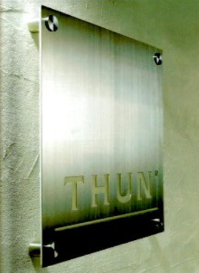 Imagen Corporativa con Panel de Aluminio ACM